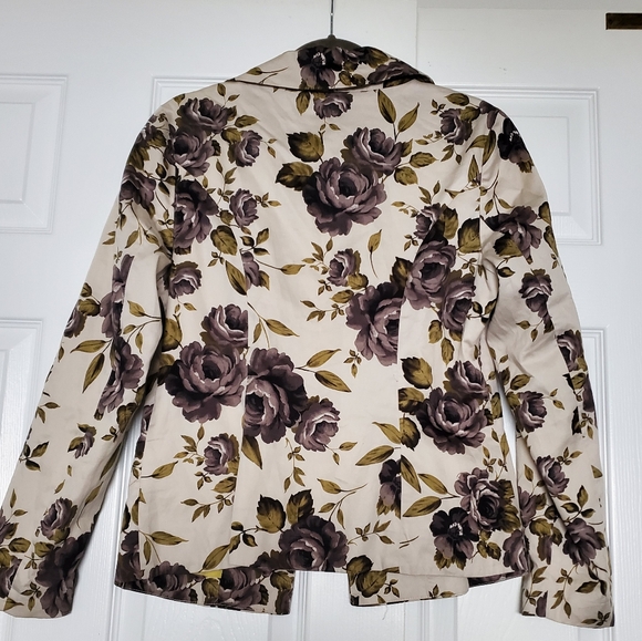NICK & MO Cotton Floral Blazer with Yellow Lining Artsy Cottage Medium - Picture 7 of 7